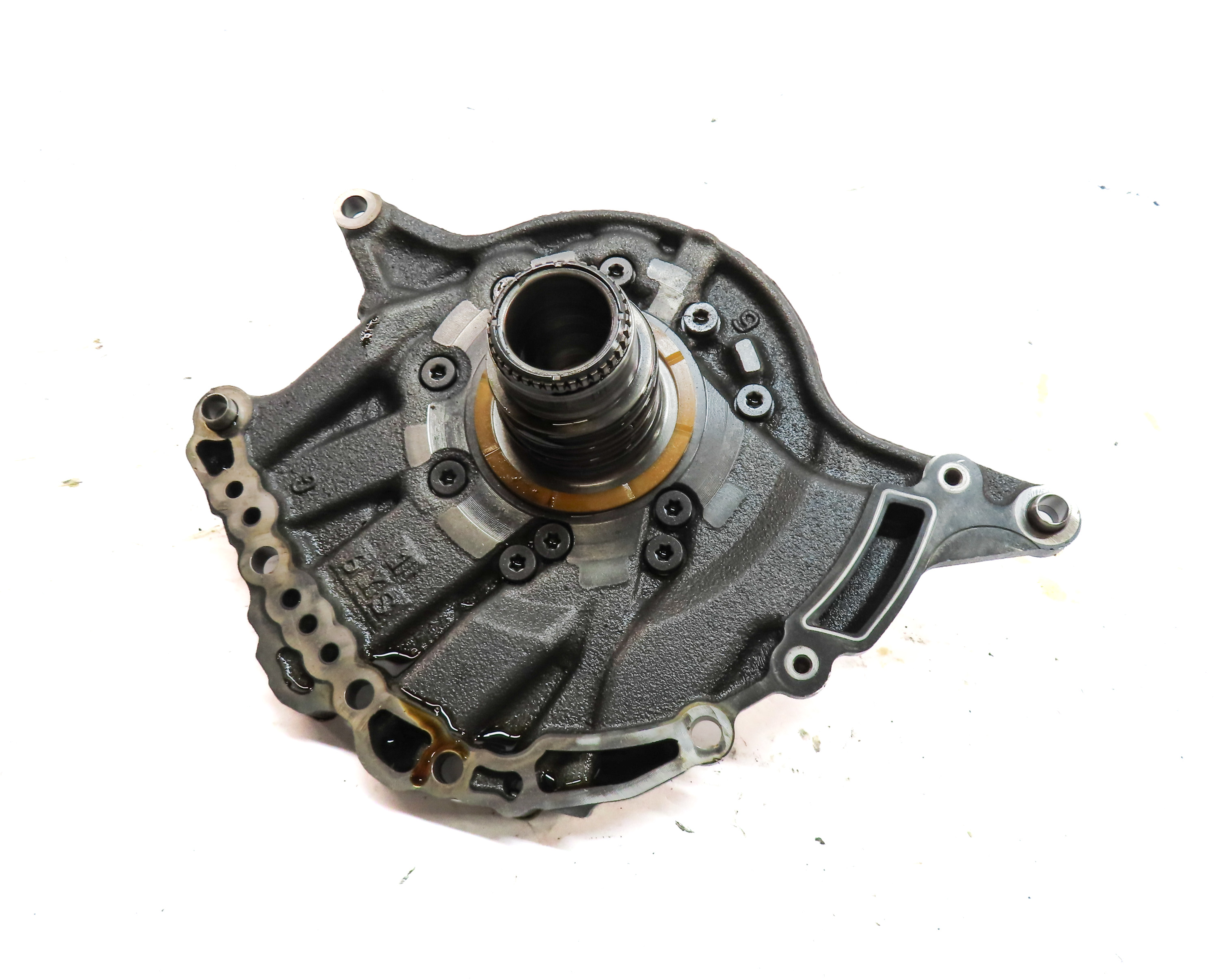 2017 BMW X1 F48 2.0L TURBO FWD AUTOMATIC TRANSMISSION OIL FLUID PUMP — exact item pictured
